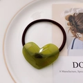 Elastic candy-colored hair tie with an olive green geometric heart-shaped resin charm - Green