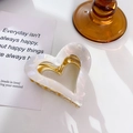 Elegant heart-shaped hair claw clip in pearl white marble finish with gold metal teeth - 6cm / Iridescent White