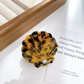 Elegant shell hair clip featuring tortoiseshell pattern and white pearl detail for women - Brown Tortoiseshell-5cm