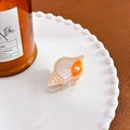 Molletta per capelli a forma di conchiglia in acetato con perla bianco crema e arancione - Stile Conchiglia