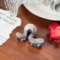 Eleganter wellenförmiger mattgrauer Acetat-Haarklammer mit einer Basis aus Rotgusslegierung - 6.9CM / Grau