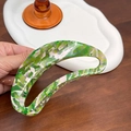 Large acetate hair claw clip with green and purple marble texture for thick hair - Green / 11.8cm