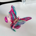 Pinza per capelli a farfalla con trama marmorizzata rosa e blu e molla in metallo dorato - Colorato / 7cm