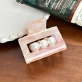 Elegant square acetate hair claw in pearlescent pink with three inlaid pearls - 5.2cm / Light Pink