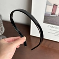 Glänzender schwarzer schmaler Haarreif für Damen mit rutschfesten Zähnen in Lifestyle-Optik - Einfacher Acetat-Stil / Schwarz