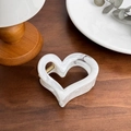 Pince à cheveux élégante en forme de cœur avec texture marbre blanc et ressort doré - Style Coeur-Blanc (2115)