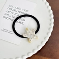 Élastique à cheveux avec étoile ornée de strass brillants sur bandeau noir - Élastique à Cheveux (3cm) / Café Blanc