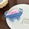 Blauer Acryl-Haarclip in Dinosaurierform mit Marmormuster und rosa Details - Blau