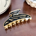 Elegant khaki and black acetate hair claw clip with rhinestones and wavy hollow design - Coffee Black Wavy Cutout Rhinestone / Coffee-10.9cm