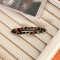 Minimalist oval hollow hair clip with a classic brown leopard tortoiseshell pattern - Leopard Print-6.1cm
