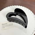 Glanzende zwarte hartvormige haarklem in hol ontwerp voor een elegante haarstyling - Hart-Zwart-9.6cm