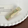 Barrette à cheveux ondulée en acétate vert et beige avec finition nacrée sur plateau - 5,5 cm / Bleu-Rose Irisé