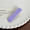 Pince à cheveux violette ondulée en acétate pour femme avec finition mate sur plat - 5,5 cm / Violet