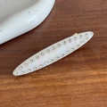 Barrette élégante en acétate blanc nacré avec strass et base en métal doré - Blanc Iridescent