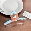 Süße hellblaue Acryl-Haarklammer mit 3D-Cartoon-Bär und Lucky-Schriftzug-Detail - Blau Mittel