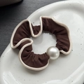 Elegant brown satin scrunchie with white piping and a single oversized pearl accent - 7.5cm / Brown