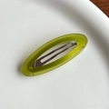 Barrette ovale minimaliste en acétate vert olive avec étiquette dorée en résine - Style Creux Oval / Vert