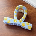 Light purple claw clip with yellow cat paw print for half-up hair styling - Blue-Bow