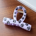 Chic light purple medium shark clip with black paw prints and durable golden spring - Purple-Bow
