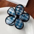 Molla per capelli a fiore a scacchi blu e bianchi con cornice nera per acconciatura - Forma di Fiore / Blu