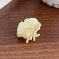 Elegante pinza per capelli a conchiglia giallo crema con trama marmorizzata e lucida - Molletta a Artiglio Media Stile Conchiglia