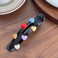 Elegante fermaglio per capelli nero con sei cuori colorati in resina su legno scuro - Nero