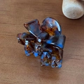 Sweet acetic acid bow hair claw clip in dark brown and blue tortoiseshell pattern - Amber