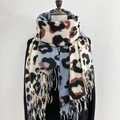 Elegante scialle pashmina leopardato da donna con dettagli in frange e morbida trama - Stile Nappa Lunga / Blu