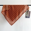 Terracotta paisley vierkante sjaal op zwarte roede, vintage katoenen sjaal met patroon - 68*68cm / Geel