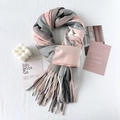 Bufanda de cuadros rosa y gris estilo cachemir con flecos, suave accesorio de invierno - 180x67cm / Rosa Claro