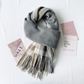 Écharpe épaisse à carreaux gris et beige avec franges pour femme style hiver - Gris