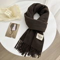 Écharpe unie marron chocolat en laine mélangée avec franges élégantes et étiquette tissée - 190x65cm / Brun Foncé (FY186)