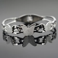Bracciale a farfalla in argento lucido con pietre di zirconia e trama intrecciata - Argento