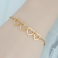 Elegante bracciale in acciaio inossidabile placcato oro con ciondoli a cuore traforati - Oro