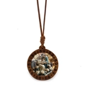 Pendentif vintage en bois Sainte Famille avec cordon tressé brun foncé et dôme en verre poli - Sainte Famille C (XSWX9269-4)