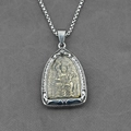 Collana con ciondolo buddista vintage in oro e argento con catena box in acciaio - Ciondolo Acala con catena