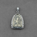 Ciondolo retrò in acciaio inossidabile con rilievo dorato di Manjusri Bodhisattva - Solo ciondolo Manjusri (senza catena)