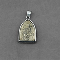 Ciondolo buddista Guanyin in cornice d'argento con rilievo dorato e incisione floreale - Ciondolo Buddha Samantabhadra Solo (Senza Catena)