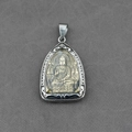 Pendente Buddha bicolore con design guardiano zodiacale e catena in acciaio - Solo ciondolo Vairocana (senza catena)