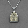 Ciondolo amuleto Buddha thailandese bicolore con catena in acciaio al titanio da uomo - Ciondolo Buddha Acala Con Catena