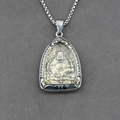 Pendentif Bouddha rieur de style vintage avec chaîne box argentée et finition dorée - Pendentif Bouddha Maitreya Avec Chaîne