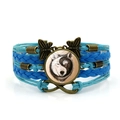 Bracciale lupo Yin Yang in vetro con cuoio intrecciato blu e farfalle in bronzo retrò - Blu