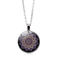 Collar con colgante de mandala de cristal con diseño floral bohemio y cadena de plata - Plateado