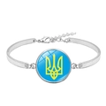 Zilveren kettingarmband met Oekraïne drietand glas cabochon en een handige karabijnsluiting - Hemelblauwe Achtergrond Gele Trident Stijl (XSWX4482-17)
