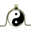 Collier pendentif Yin Yang Tai Chi en bronze vintage avec cabochon en verre poli - Bronze Antique