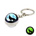 Porte-clés loup hurlant à la lune avec pendentif en verre lumineux et anneau argenté - Style de Loup Hurlant 9 (XSWX4772-9)