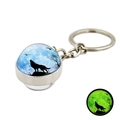 Porte-clés loup hurlant en verre lumineux avec effet phosphorescent vert - Style de Loup Hurlant 11 (XSWX4772-11)