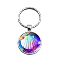 Porte-clés en argent poli avec motif de coquillage coloré sous un dôme de verre clair - Style Coquillage Blanc Fond Coloré (XSWX5111-11)