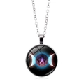 Collier Triple Lune en verre avec motif étoile et croissant sur fond de nébuleuse étoilée - Style Pentagramme Galaxie Bleu Violet (XSWX5262-4) / Argent