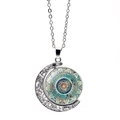 Detalle del colgante de luna giratorio de doble cara con hermosos patrones de mandala - Patrón de Mandala Verde (XSWX5387-1)